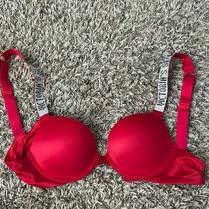 Victoria’s secret bra